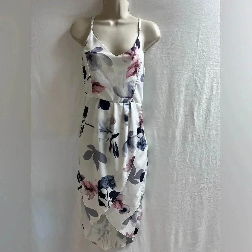Yoins yours inspiration women’s size medium floral spaghetti strap dress